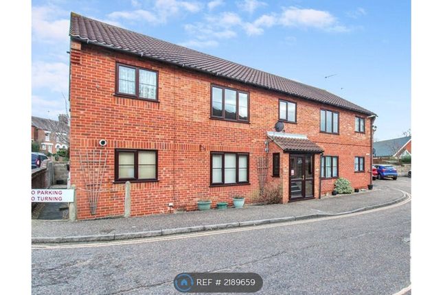 Thumbnail Flat to rent in Calthorpe Green, Acle, Norwich