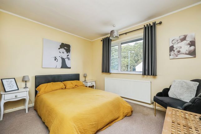 36, Highwray Grove, Nottingham photo 4