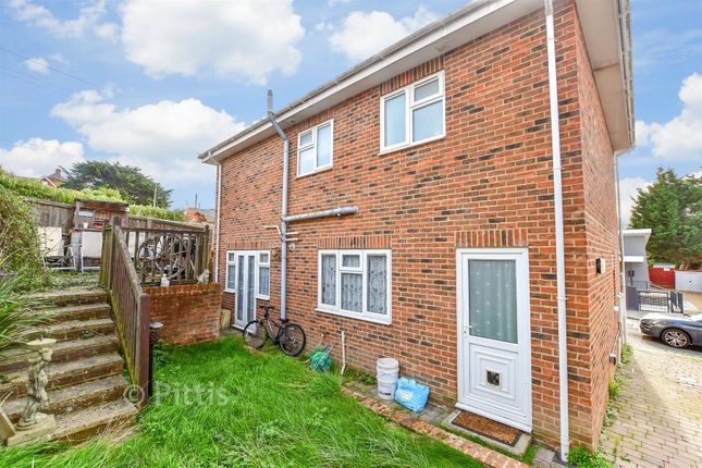 Ebenezer, Granville Rise, Totland Bay photo 2