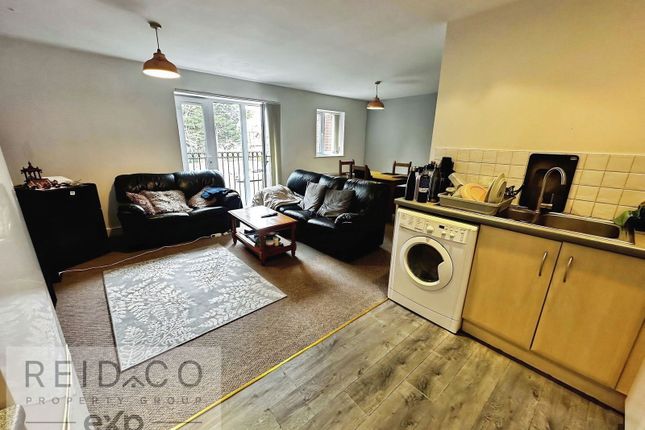 Wove Court,12, Garstang Road, Preston photo 3