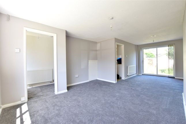 6, Mill Close, West Drayton photo 2