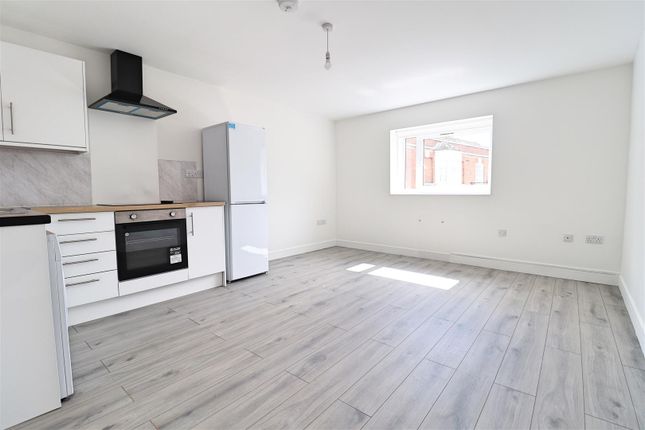 Flat to rent in Great Square, Braintree