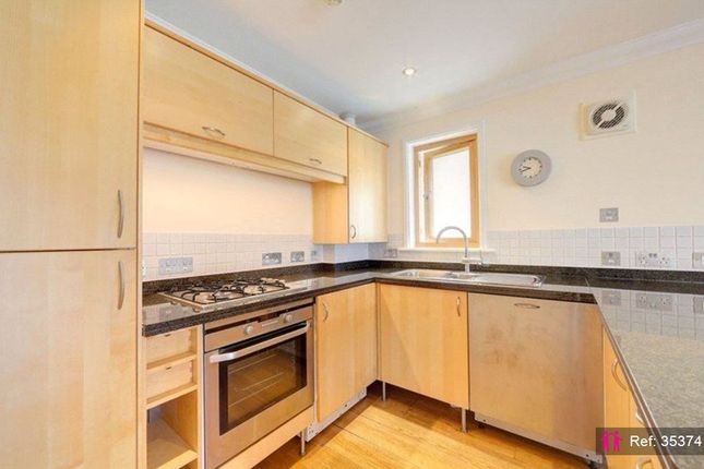 95 Holly Mansions, Coombe Road, New Malden photo 3