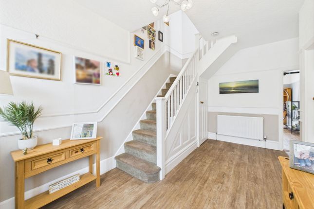 5, Mortimer Avenue, Paignton photo 4