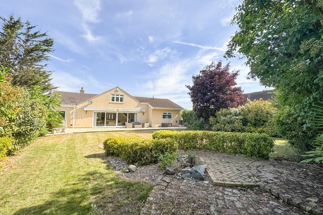 44, Lower Road, Hullbridge photo 4