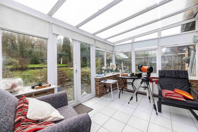 49, Woodside, Faversham photo 2