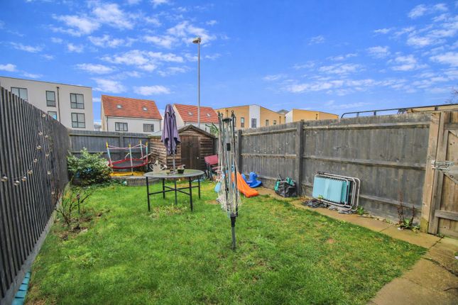 13a, Juniper Road, Old Harlow photo 3