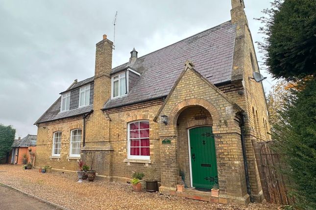 Detached house to rent in Bell House, 9 Grass Yard, Kimbolton, Huntingdon