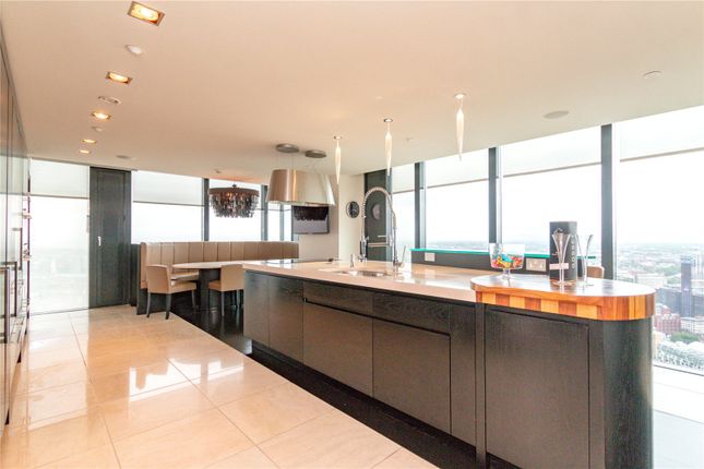 Flat for sale in Beetham Tower, 301 Deansgate, Manchester