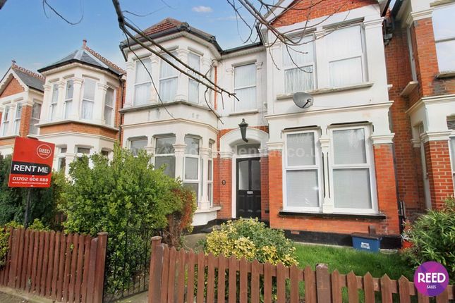 Flat to rent in Boscombe Road, Southend On Sea