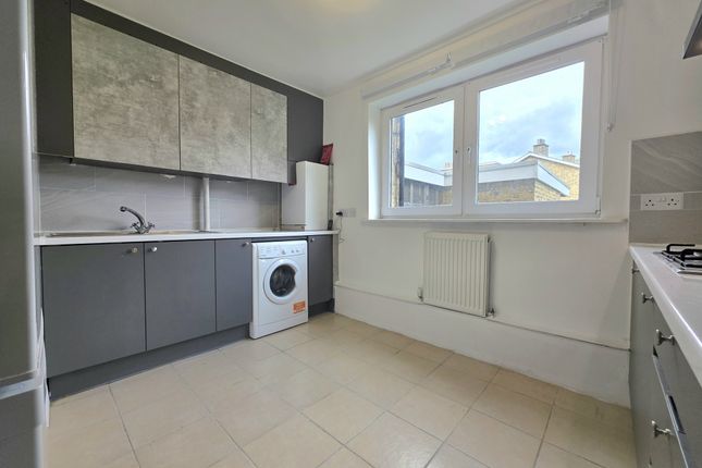 Flat 7, Strafford House, London photo 2