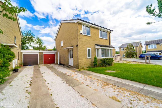 Thumbnail Detached house for sale in Green Walk, Earby, Barnoldswick