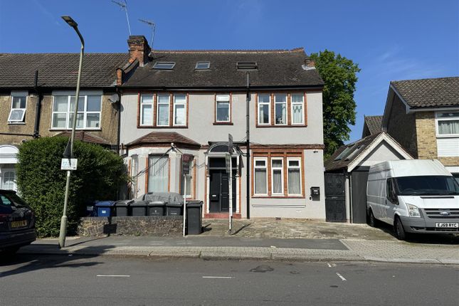 Studio for sale in The Grove, Finchley