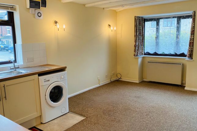 22, Bath Road, Stonehouse photo 2