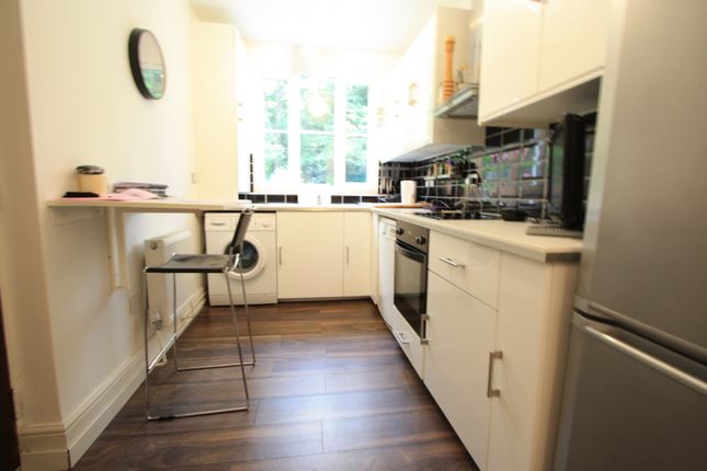 Thumbnail Terraced house to rent in St. James's Drive, London