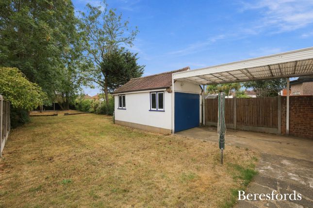 51, Tawny Avenue, Upminster photo 2