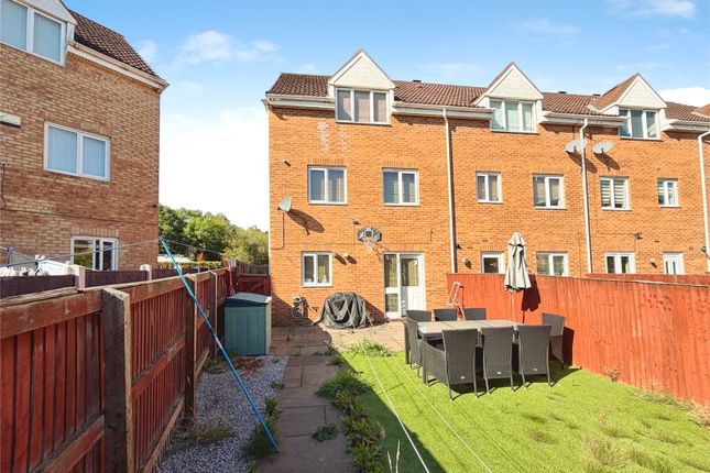 16, Farnley Road, Doncaster photo 2