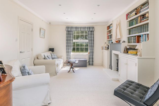 Leechmore Farm, Niton Road, Godshill photo 3