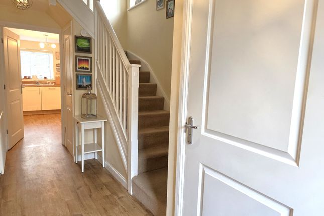 54 Bryn Uchaf, Llanelli photo 2