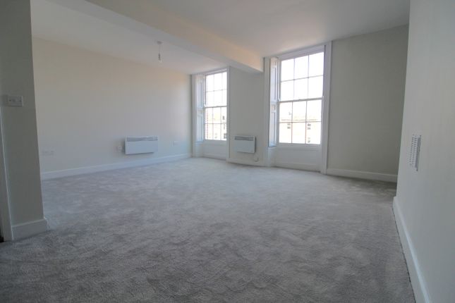 Thumbnail Flat to rent in Market Street, Gainsborough, Lincolnshire