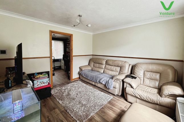 6, Borrowdale Grove, Crook photo 2