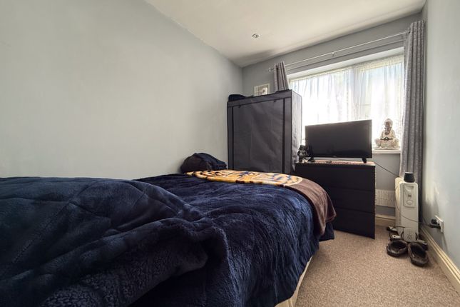 Call 02920 454555 To Secure Your Viewing_10