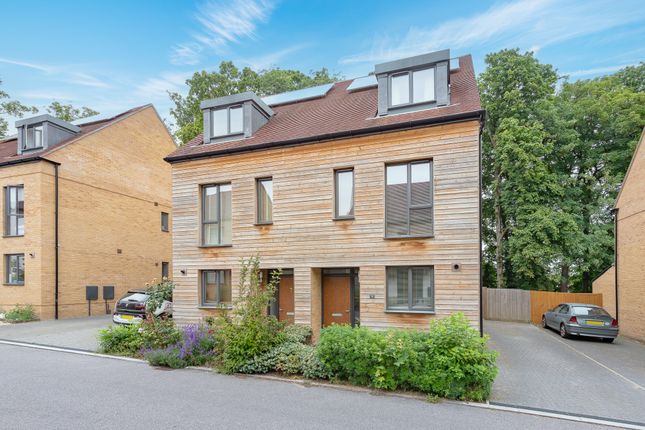 Town house for sale in Cane Hill Park, Coulsdon, Surrey