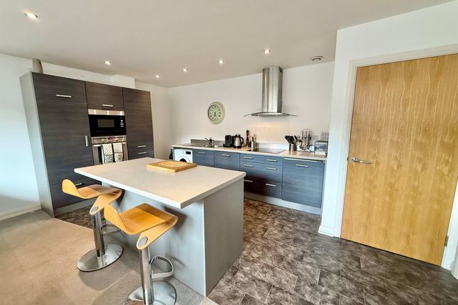 Apartment 23, Riverview, Oldham Road, Halifax photo 3