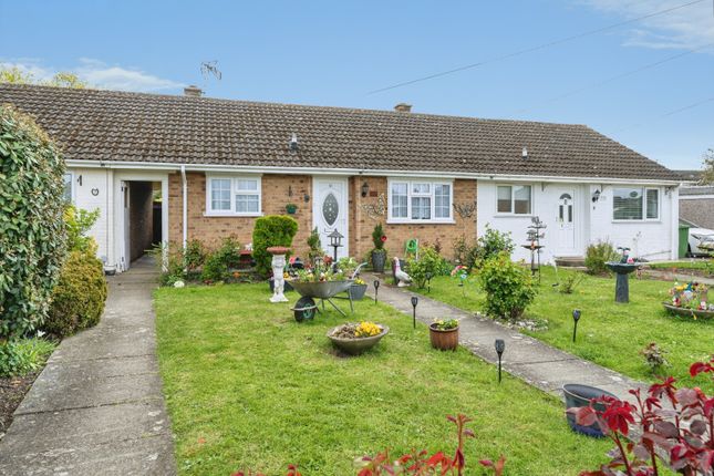 1-bed house on 8, Orchard Way, Wimblington, £180,000