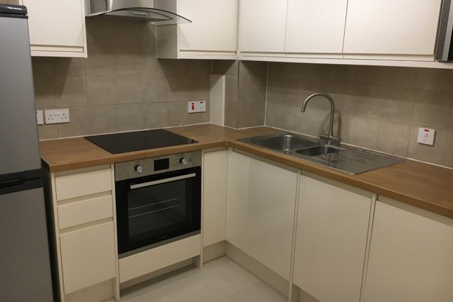7 Windmill House, 146 Westferry Road, London E14 photo 3