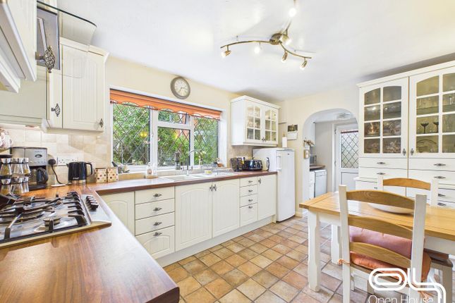 17, Green Road, Stafford photo 3