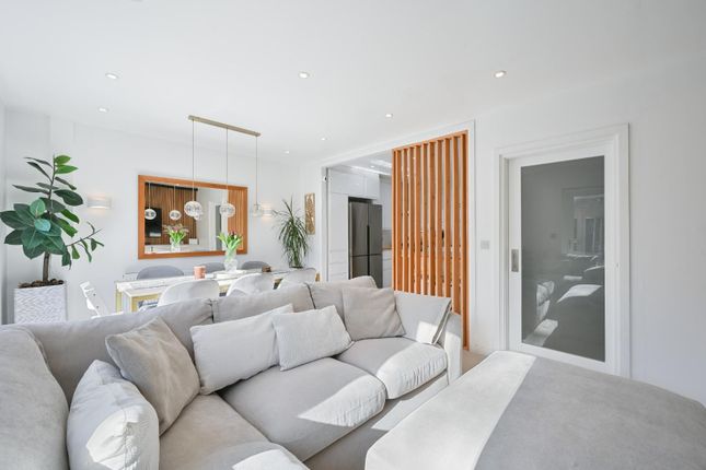 6, Burnhams Grove, Epsom photo 4
