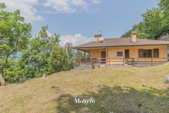 Villa for sale in Strada Dei Boschi, Varenna, Lecco, Lombardy, Italy