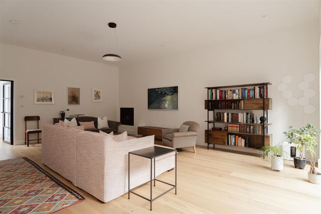 Bowcourt Cottage, Westcott Heath, Dorking photo 4