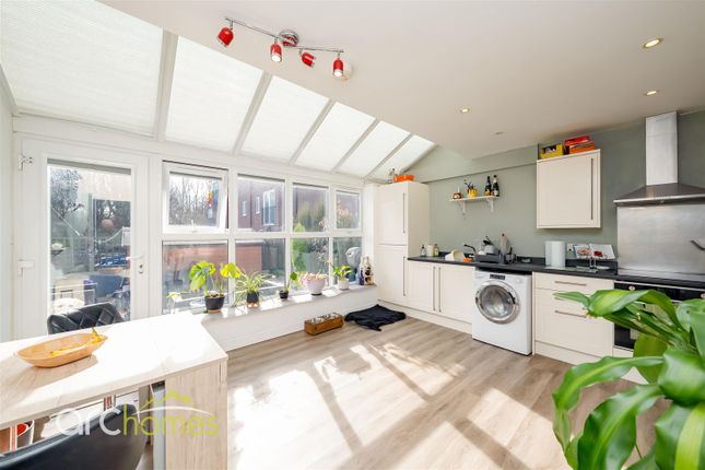 6, HeathLea, Wigan photo 3