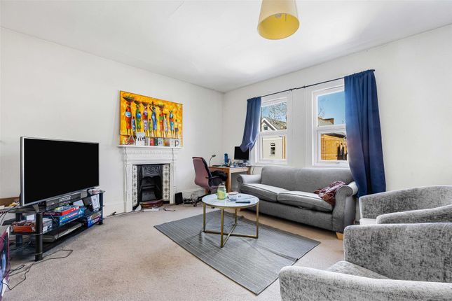 32 A & B, Bulmershe Road, Reading photo 2