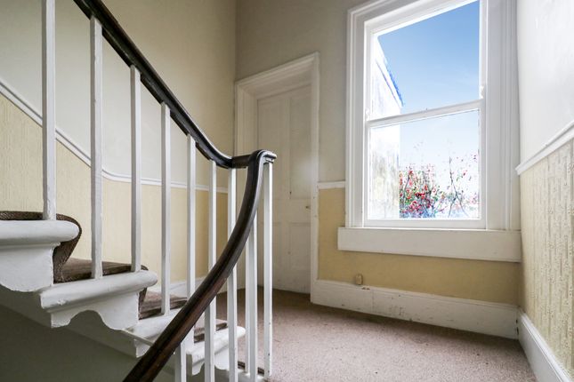 Flat 6, 5, Beaufort East, Bath photo 5