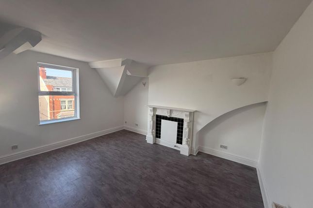 Flat 3, 25, St Davids Road South, Lytham St Annes photo 3