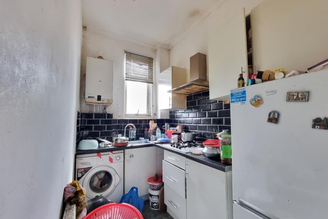 56, Colenso Road, Ilford photo 3
