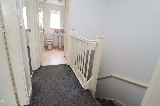 Town house for sale in Kingfisher Drive, Wombwell, Barnsley