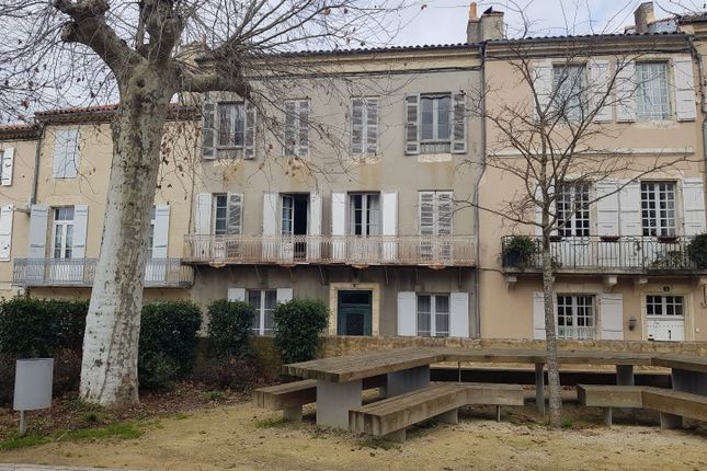 Thumbnail Town house for sale in Condom, Gers, France