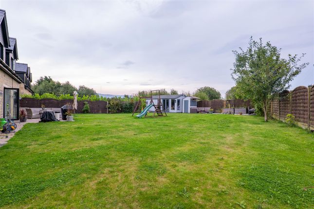 3, Whitehill Meadow, Bolton photo 4
