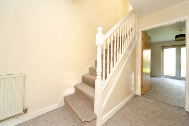 19, Beechwood Drive, Prenton photo 4