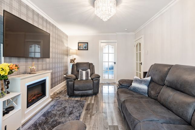 0/1 9 Balmartin Road, Summerston, Glasgow photo 5