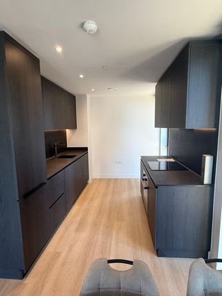 Flat D318, Waterhouse Tower, Manchester photo 4