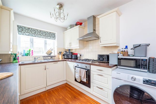 7, Copperfield Vale, Chorley photo 3
