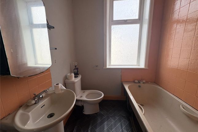 19, Woodbine Road, Lancashire photo 4