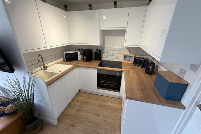 288 Belle Aire Chalet Park, Beach Road, Great Yarmouth photo 4