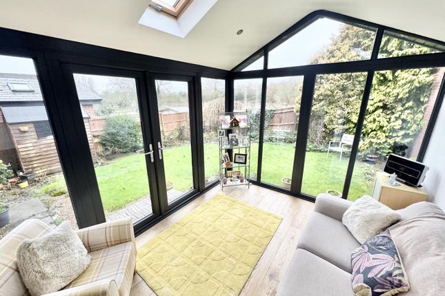 26, Chantry Close, Leicester photo 2