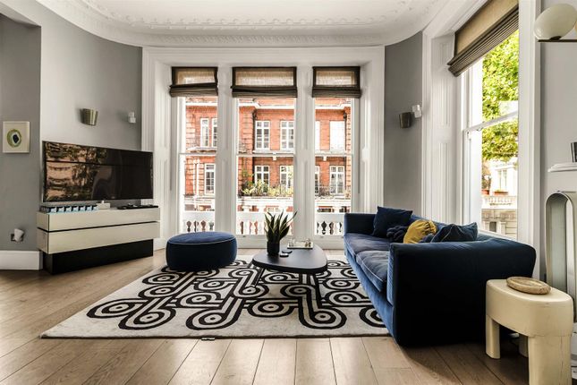 Flat B, 6, Linden Gardens, London photo 4